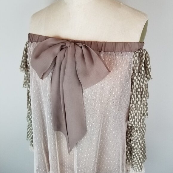 Ryu Off the Shoulder Swiss Dot Ruffled Sleeve Blouse with Large Bow * Small - Picture 6 of 10